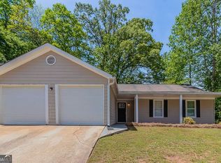 1363 To Lani Farm Rd, Stone Mountain, GA 30083