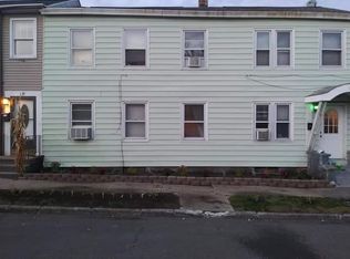 15 7th St #1, Watervliet, NY 12189