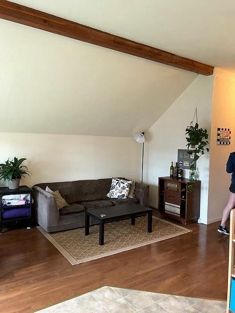 1st image of 7432 4th Ave NE APT 1