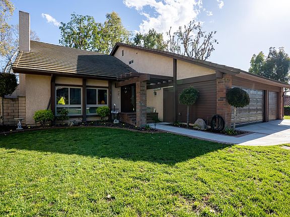 5th image of 15405 Grovehill Ln