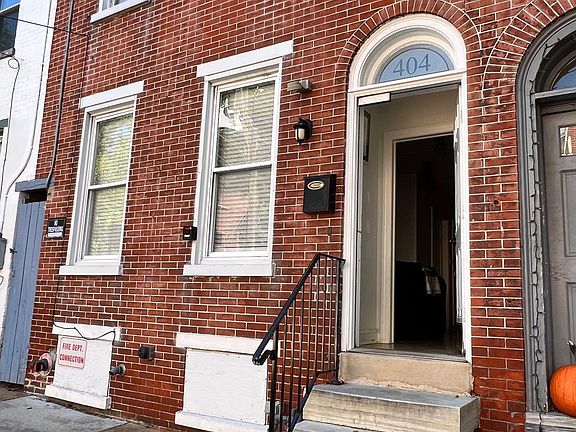 5th image of 404 N Jefferson St