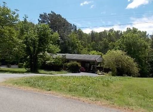 2nd image of 1749 Ridgecrest Dr