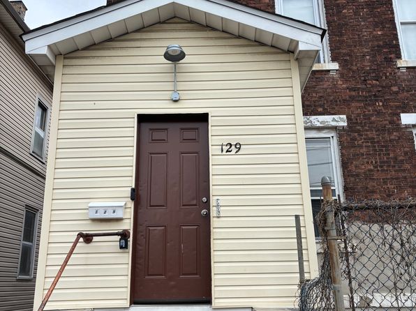 127-129 Fulton St APT 1
