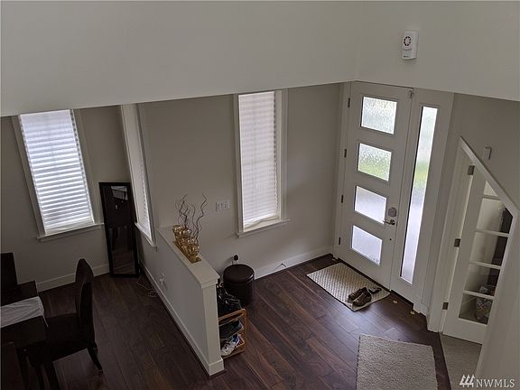 3rd image of 627 153rd St SW