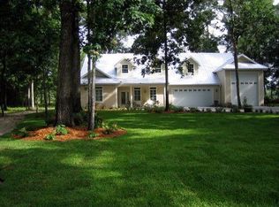 7810 Juanita Pl, Fanning Springs, FL 32693