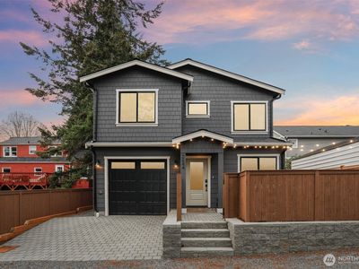 2644 34th Avenue W, Seattle, WA, 98199