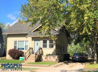 208 Scott Ave, Oshkosh, WI 54901