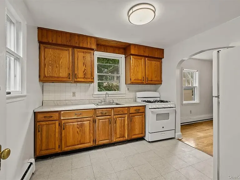 281 Old Haverstraw Rd — Photo 12