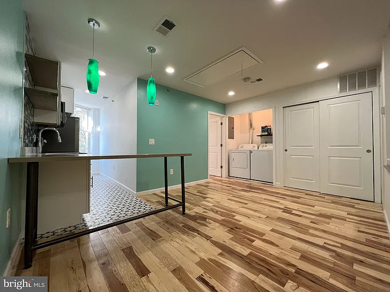 623 S 4th St #3 — Photo 3
