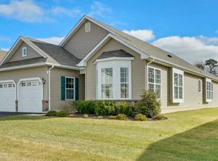83 Eagle Ridge Cir, Lakewood, NJ 08701