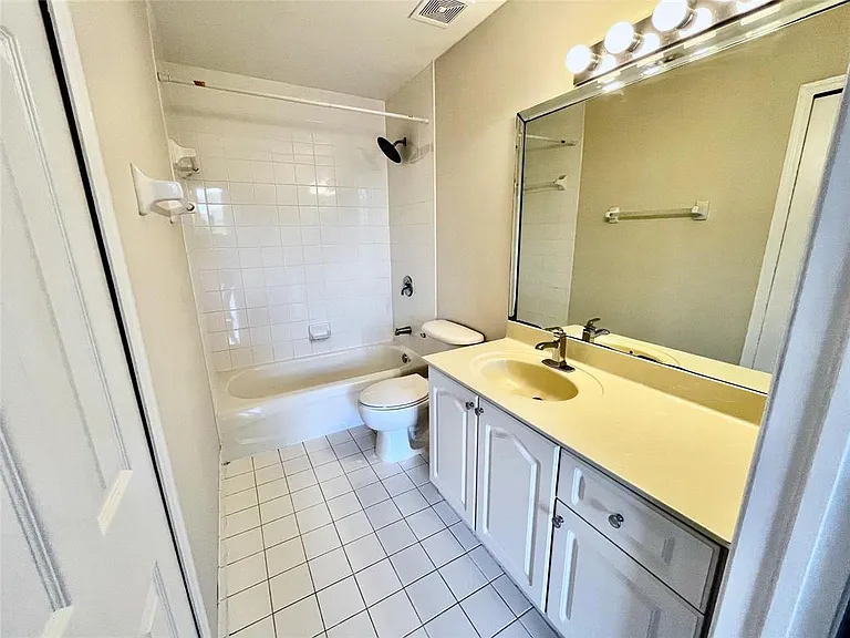 7085 Nova Dr #311 — Photo 11