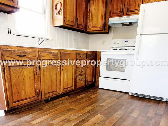 5th image of 800 E Abriendo Ave