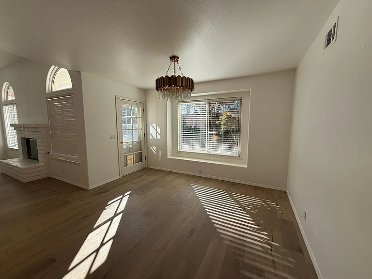 2441 Iron Ridge Ct — Photo 18