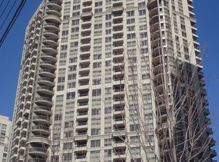 310 Burnhamthorpe Rd W #1912, Mississauga, ON L5B4P9