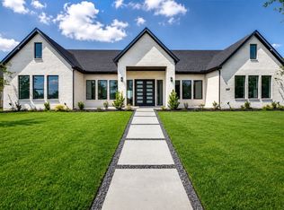 1108 Devonshire Dr N, Forney, TX 75126