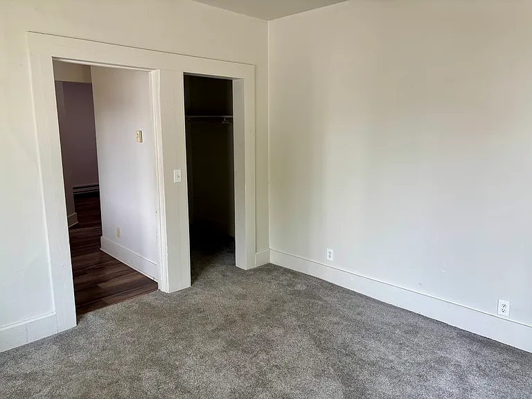 299 N Market St #D — Photo 8
