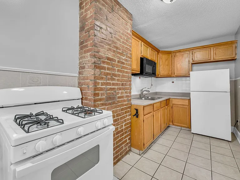 4215-4221 Harrison St — Photo 24