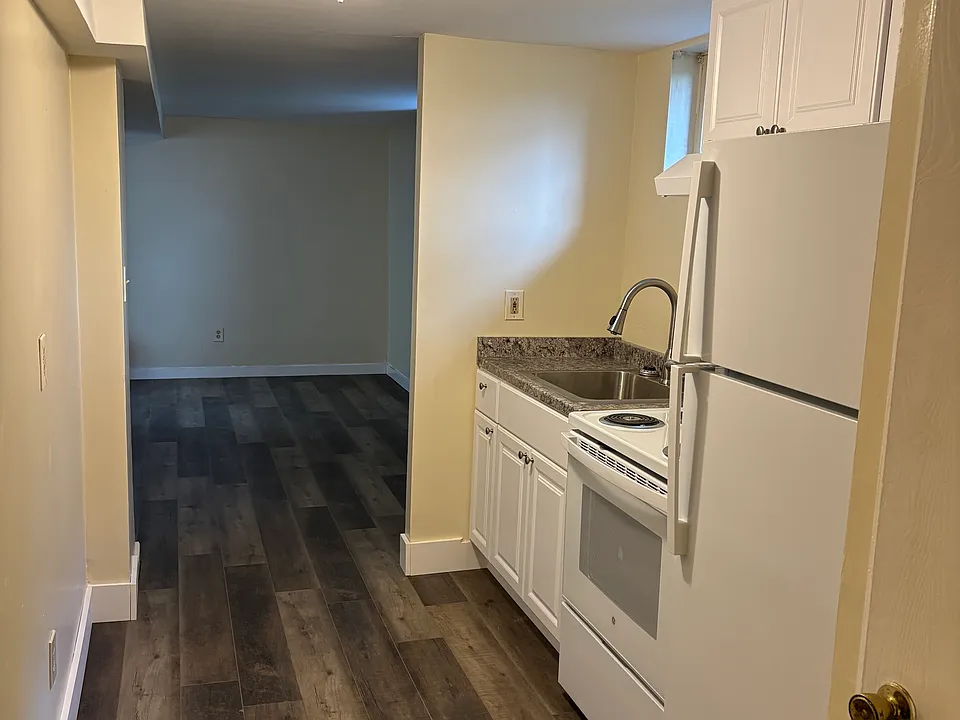180 N Allen St #BASEMENT