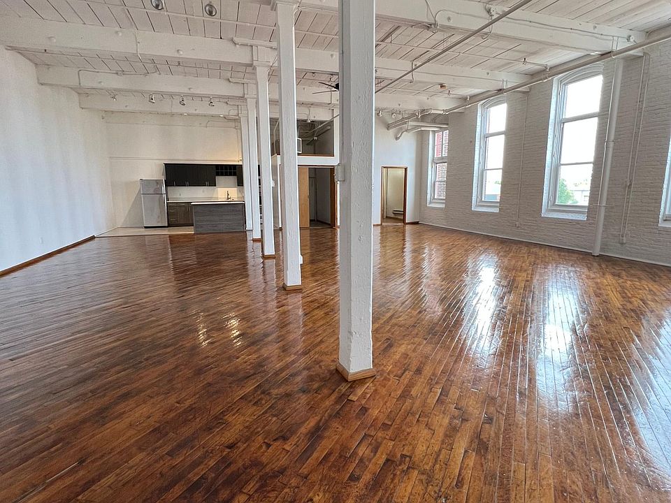 1st image of 1732 N 5th St #403