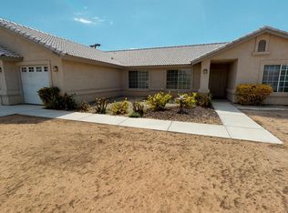 13912 Crow Rd, Apple Valley, CA 92307