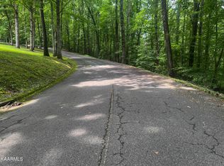Skyline Dr, Clinton, TN 37716