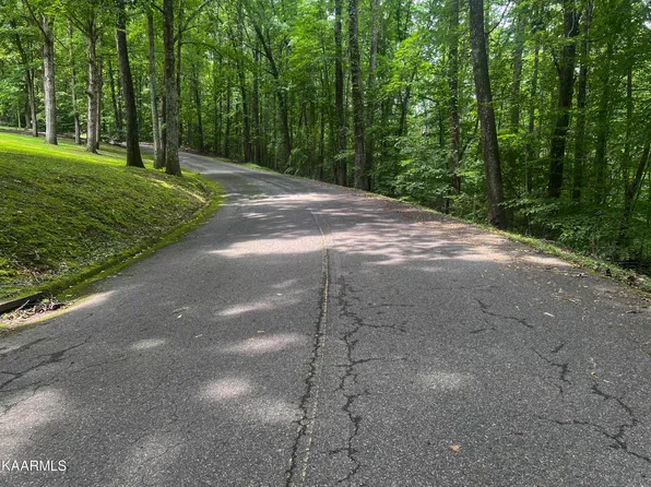 Skyline Dr, Clinton, TN 37716