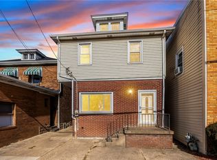 1223 4th Ave, Coraopolis, PA 15108