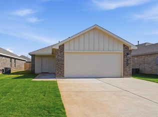7454 10th St, Lubbock, TX 79416