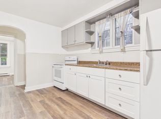 1317 N 2nd St APT 2, Harrisburg, PA 17102