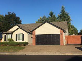 1042 S Pine St, Canby, OR
