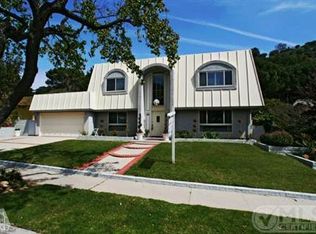 702 Viewcrest Dr, Ventura, CA 93003