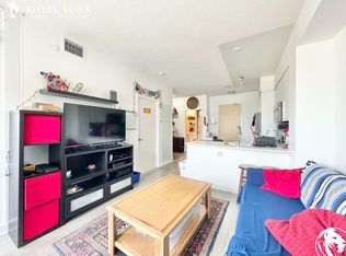 30 Roehampton Ave #1206, Toronto, ON M4P0B9