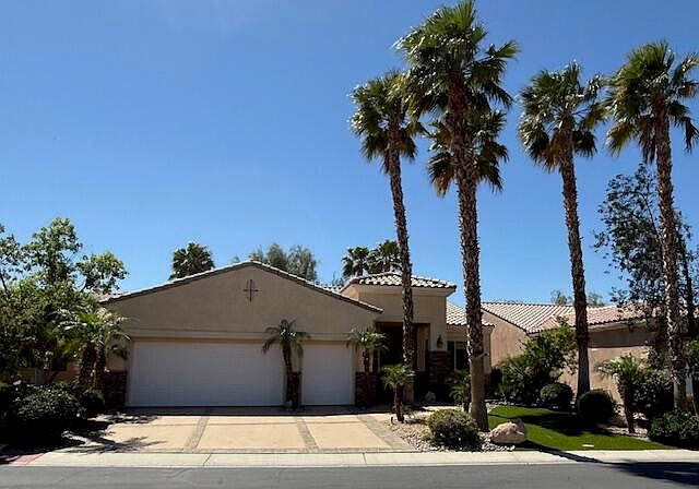 1st image of 81083 Avenida Tres Lagunas