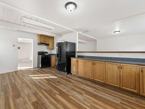 5th image of 1024 TYLER Street