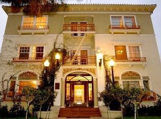 1935 N Vermont Ave, Los Angeles, CA 90027