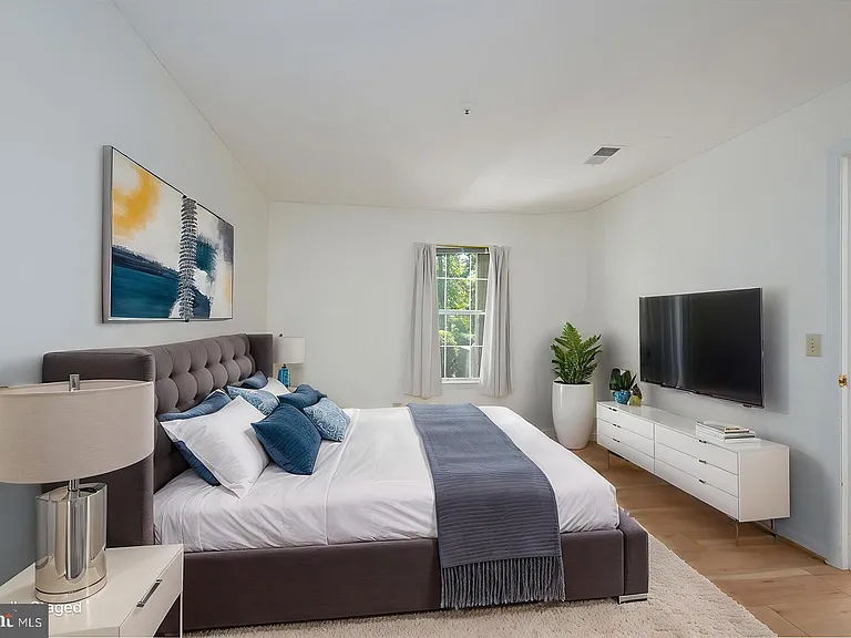 5800 Inman Park Cir #360 — Photo 17