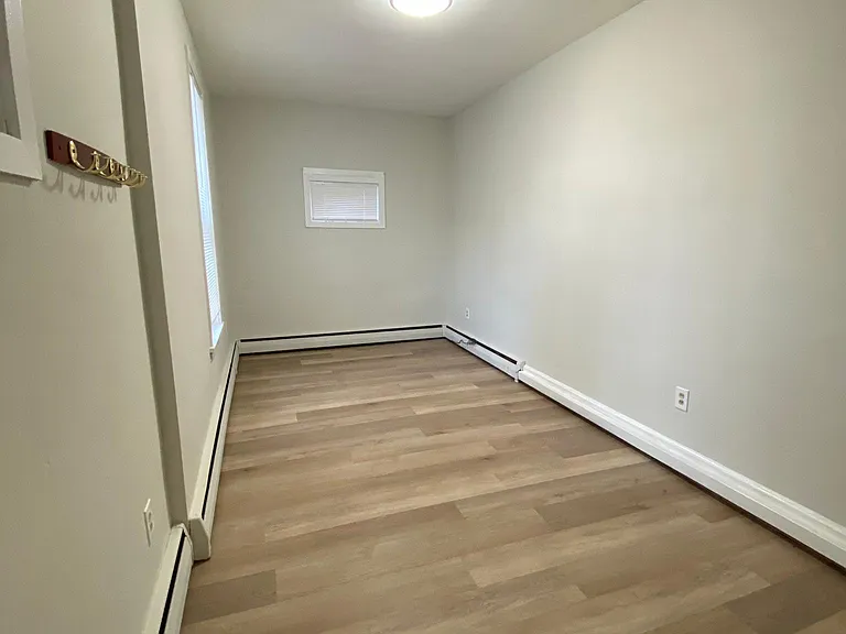 130 N Railroad St #1 — Photo 14