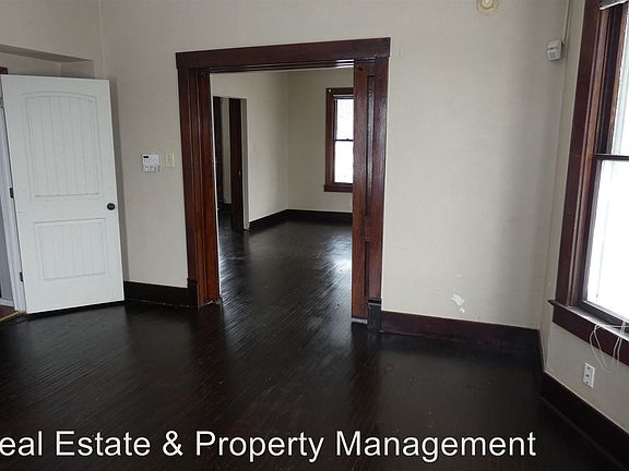 5th image of 1120 NE Jefferson Ave APT 1