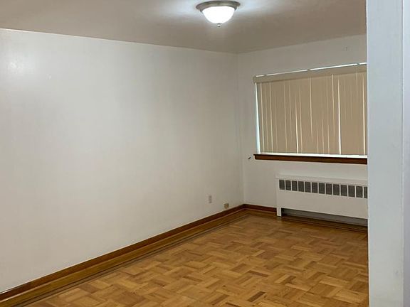 2nd image of 2568 Yates Ave #1
