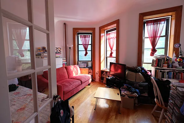 Rented by Keller Williams NYC | media 15