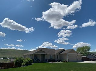 97405 E Kaitlyn Rd, Kennewick, WA 99338