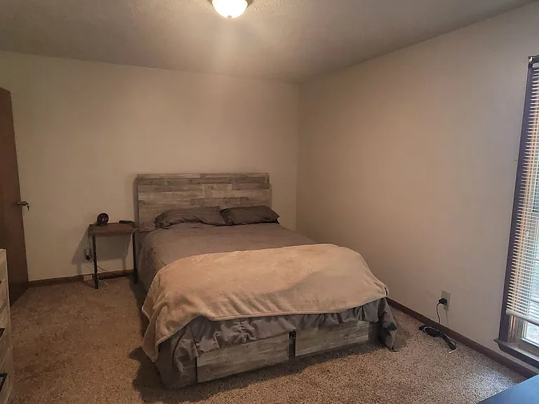 6978 Melbourne Dr — Photo 9