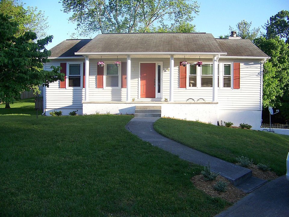 1353 Windamere Rd