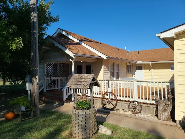 11058 161st Rd, Burden, KS 67019