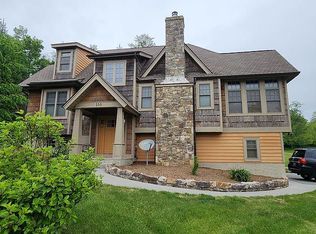 133 Creekside Farm Rd, Banner Elk, NC 28604