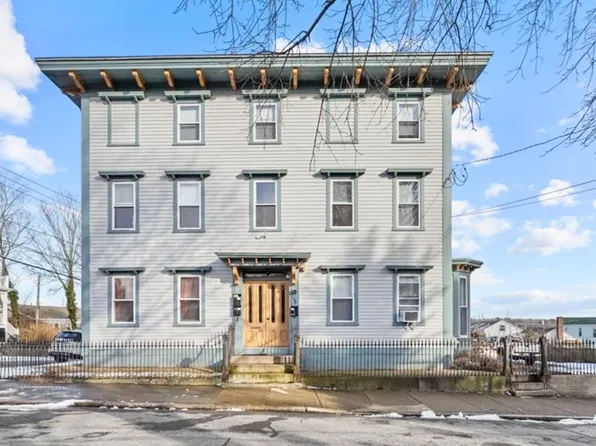 154 Peirce St, East Greenwich, RI 02818