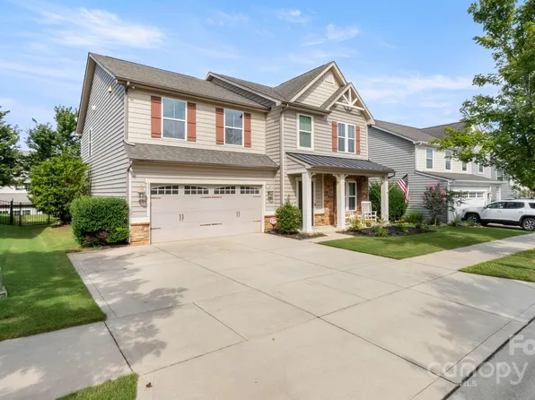 351 Thornhill St, Fort Mill, SC 29715