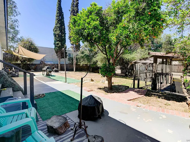 12738 Lakeshore Dr — Photo 10