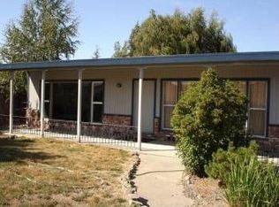 416 Thompson Ln, Petaluma, CA 94952