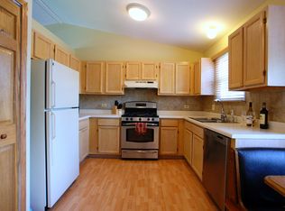 1370 Brighton Ln, Lake Villa, IL 60046